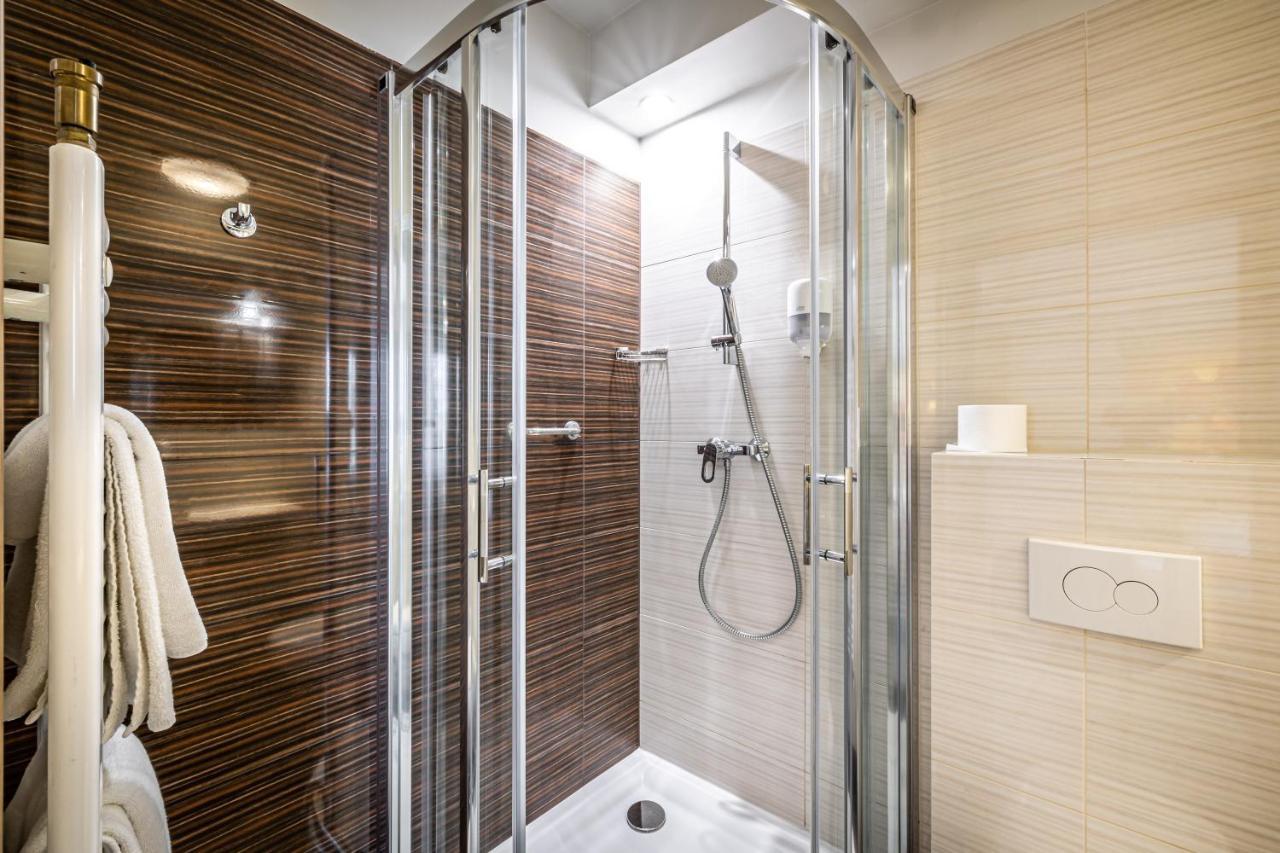 Hotel Lesny Białystok Esterno foto