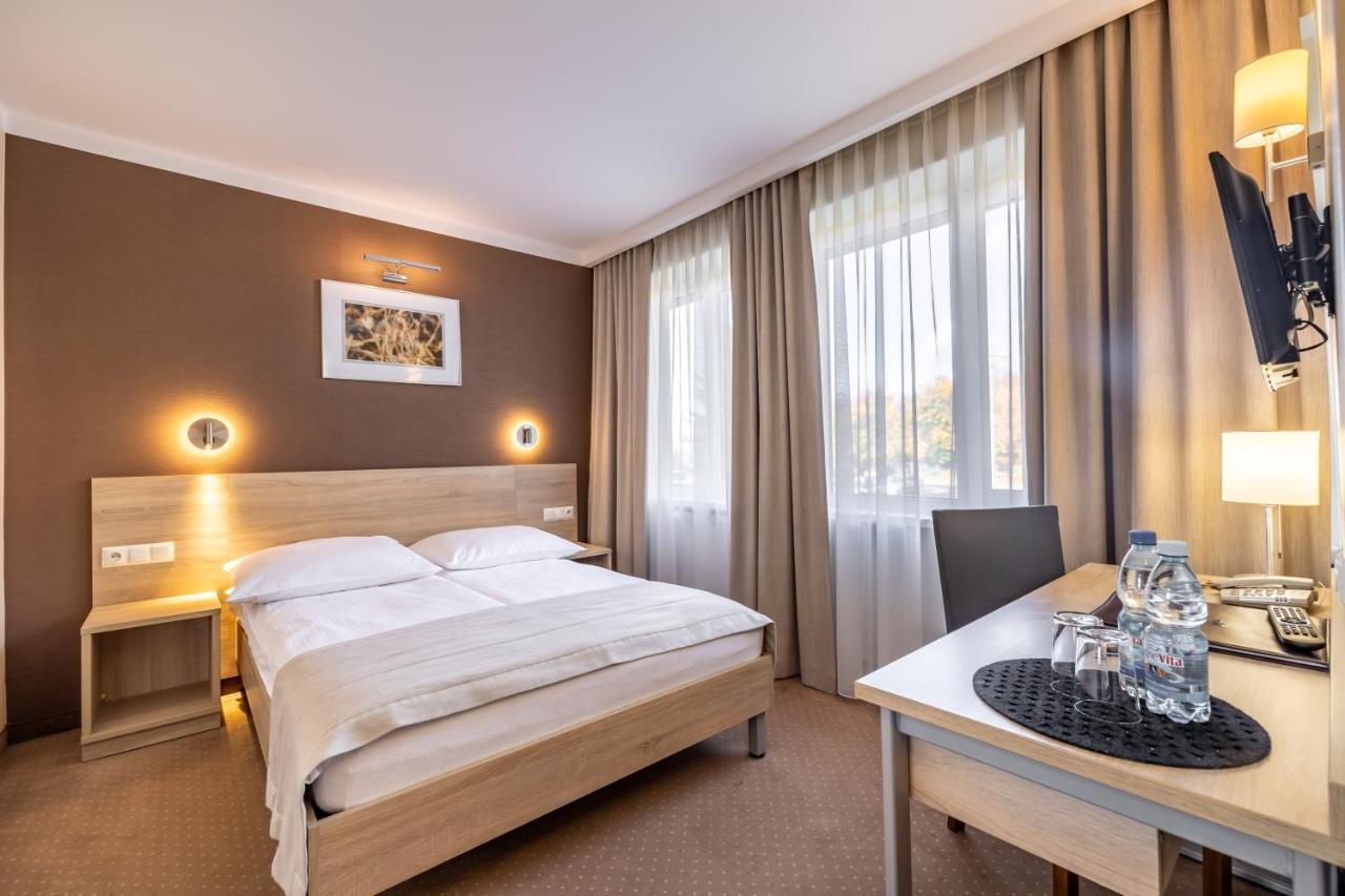 Hotel Lesny Białystok Esterno foto